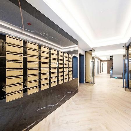 Brand New Luxury Apartment In The Heart Of Braşov Exterior foto