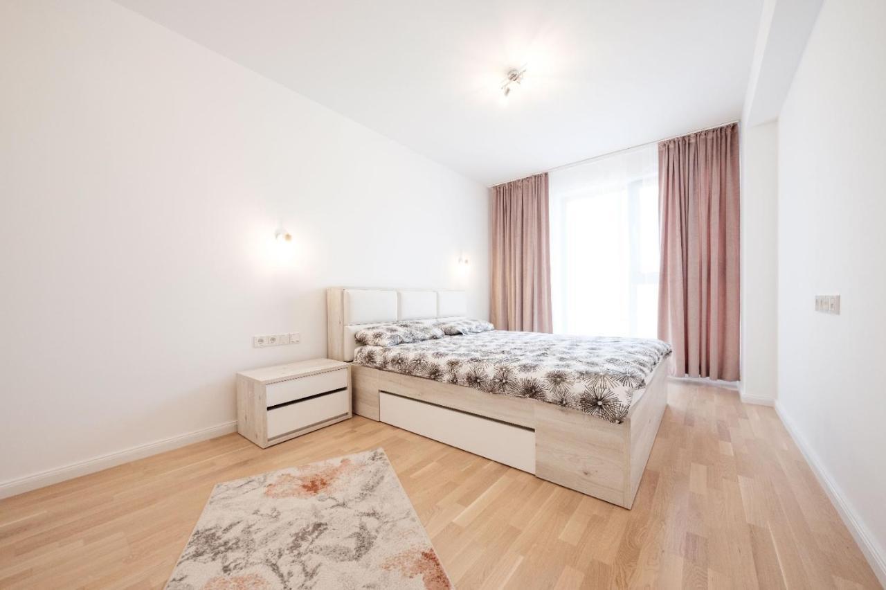 Brand New Luxury Apartment In The Heart Of Braşov Exterior foto